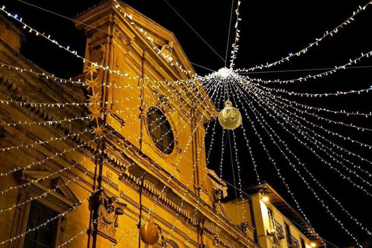 HAPPY GOLDEN HOLIDAYS FROM FIRENZE