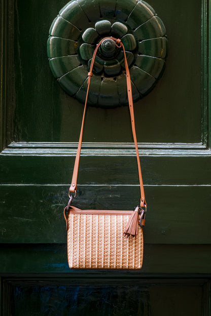 Cosma Crossbody in Noci 5mm Weave