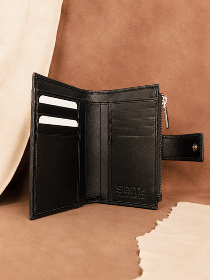 La Treccia Wallet in Black and White